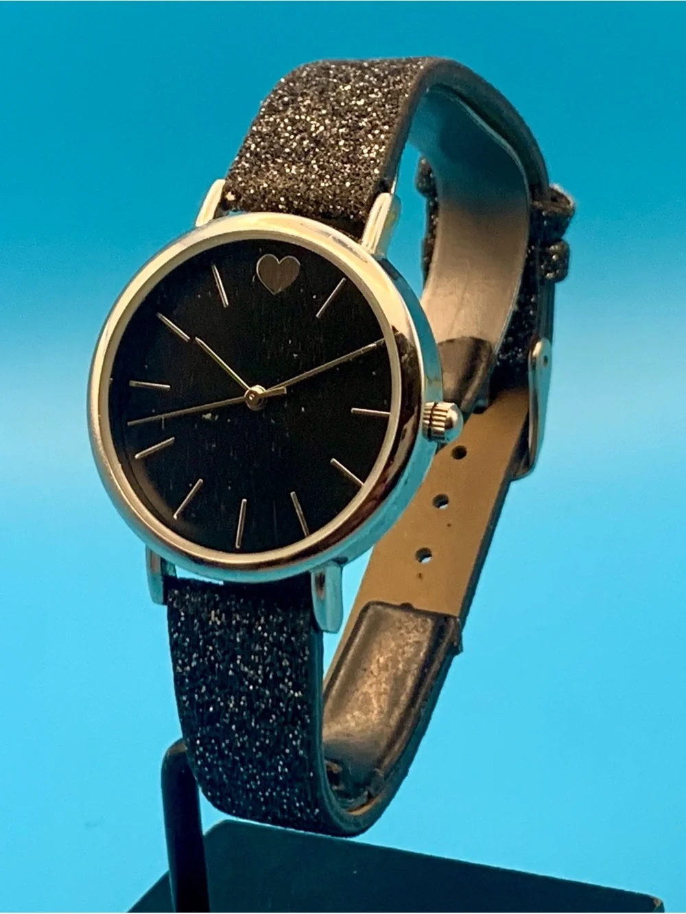CLAIRE’S Women’s Fashion Quartz Wristwatch Faux Leather Working New Battery